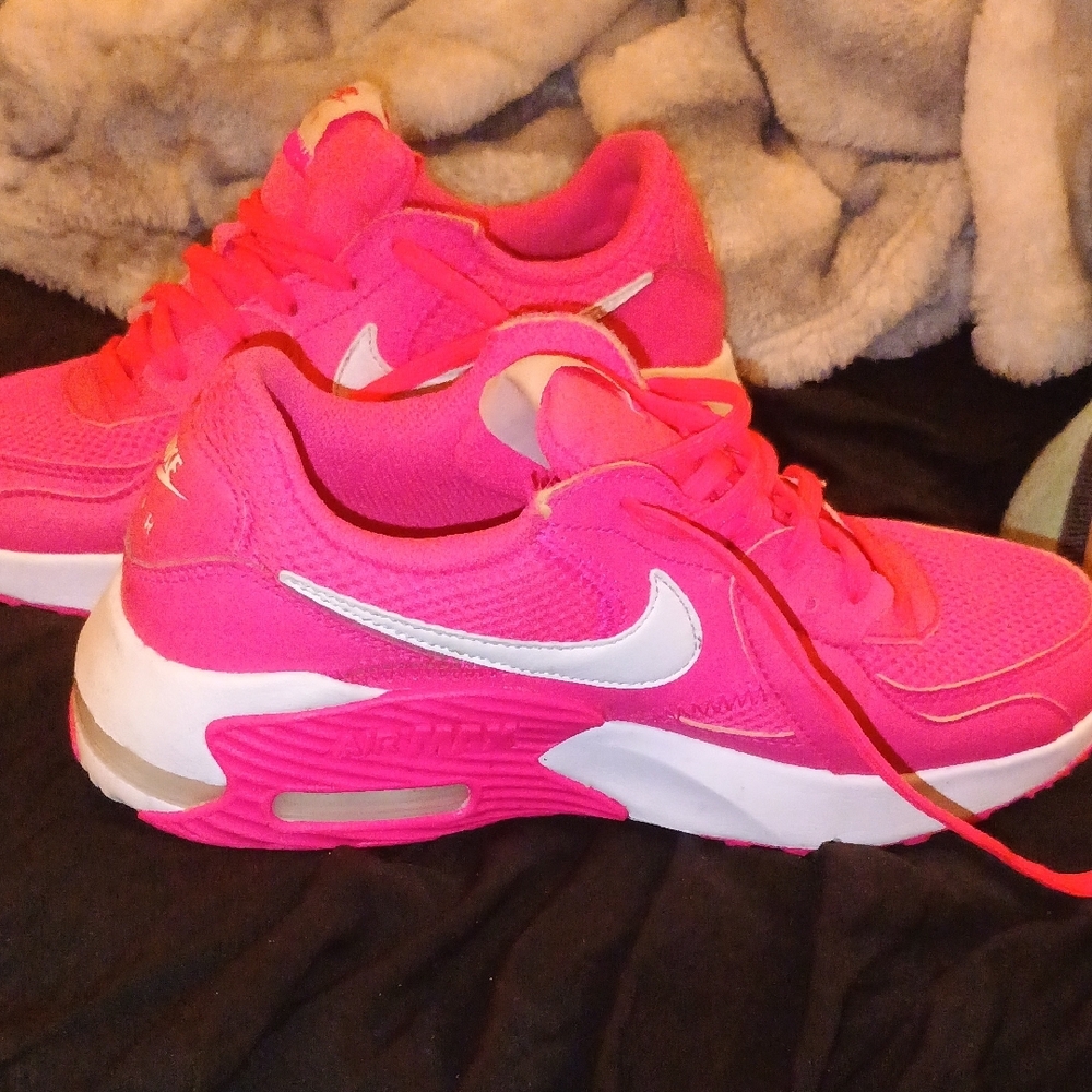Women's Nike Air Max Size 6.5